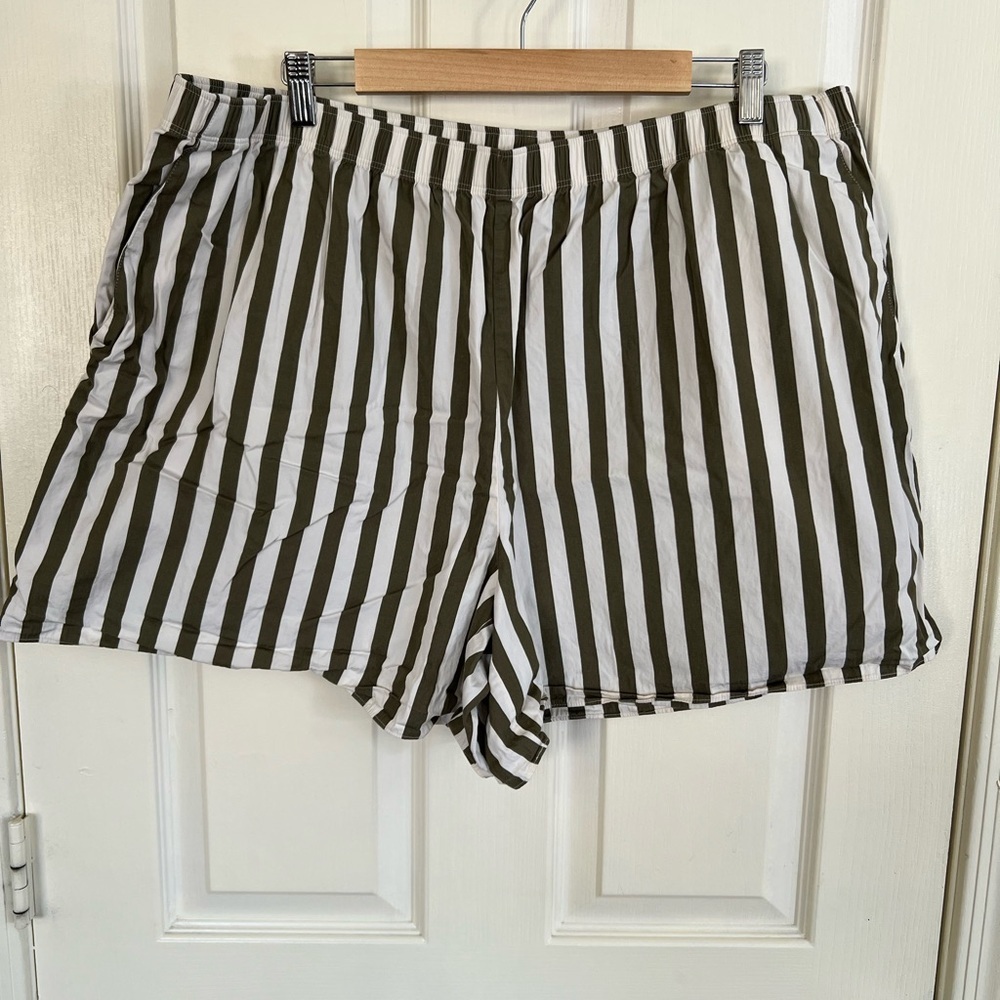 Nordstrom Olive & Cream Striped Cotton Lounge Shorts Size 1X Elastic Waist